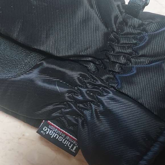 Like NEW L/XL Men's Black Thinsulate Thermal  Cold Weather Gloves. - Picture 2 of 6